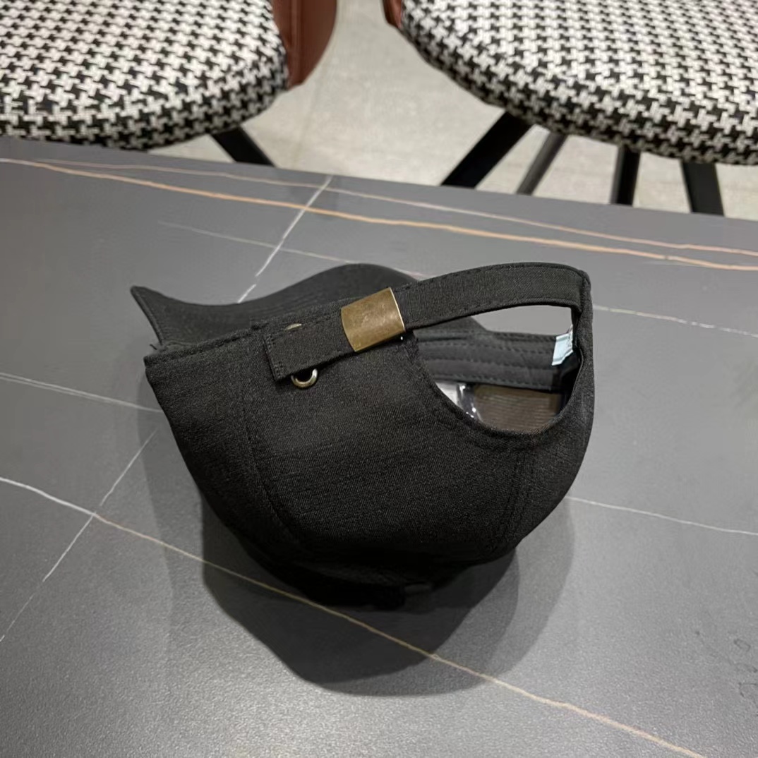 PR4DA トライアングルロゴ ベースボールキャップ【50％割引+送料無料】