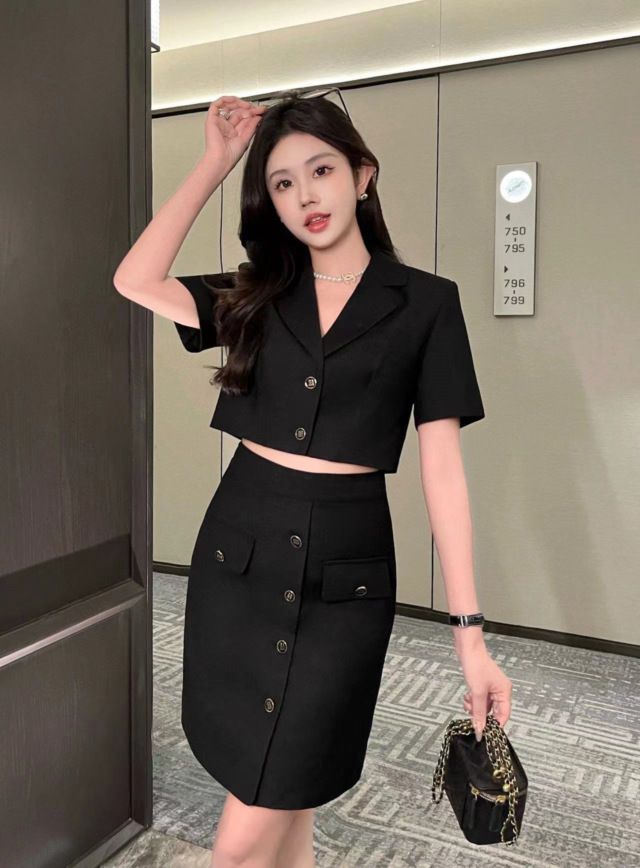 M1UM1U ジャケット+スカート 2点セット【 50％割引+送料無料】