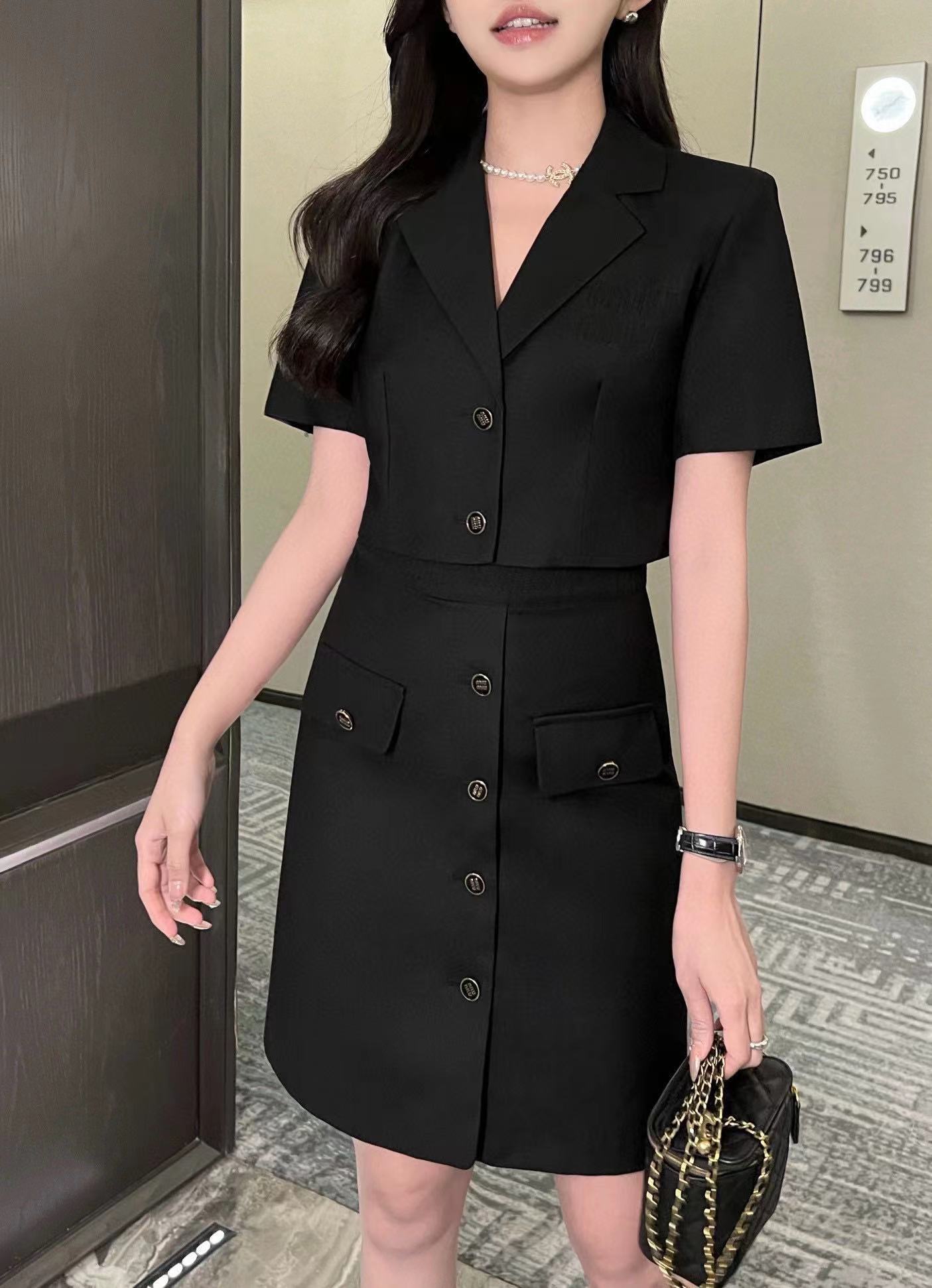 M1UM1U ジャケット+スカート 2点セット【 50％割引+送料無料】