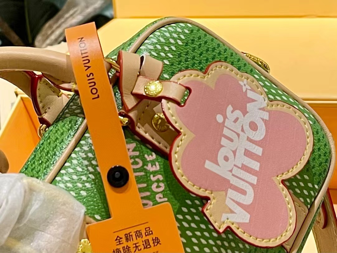 LV グリーン ハンドバッグ【50％割引+送料無料】