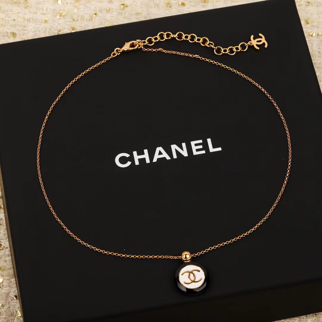 CHANE1 白黒ボタンラウンドエナメルネックレス【50％割引+送料無料】