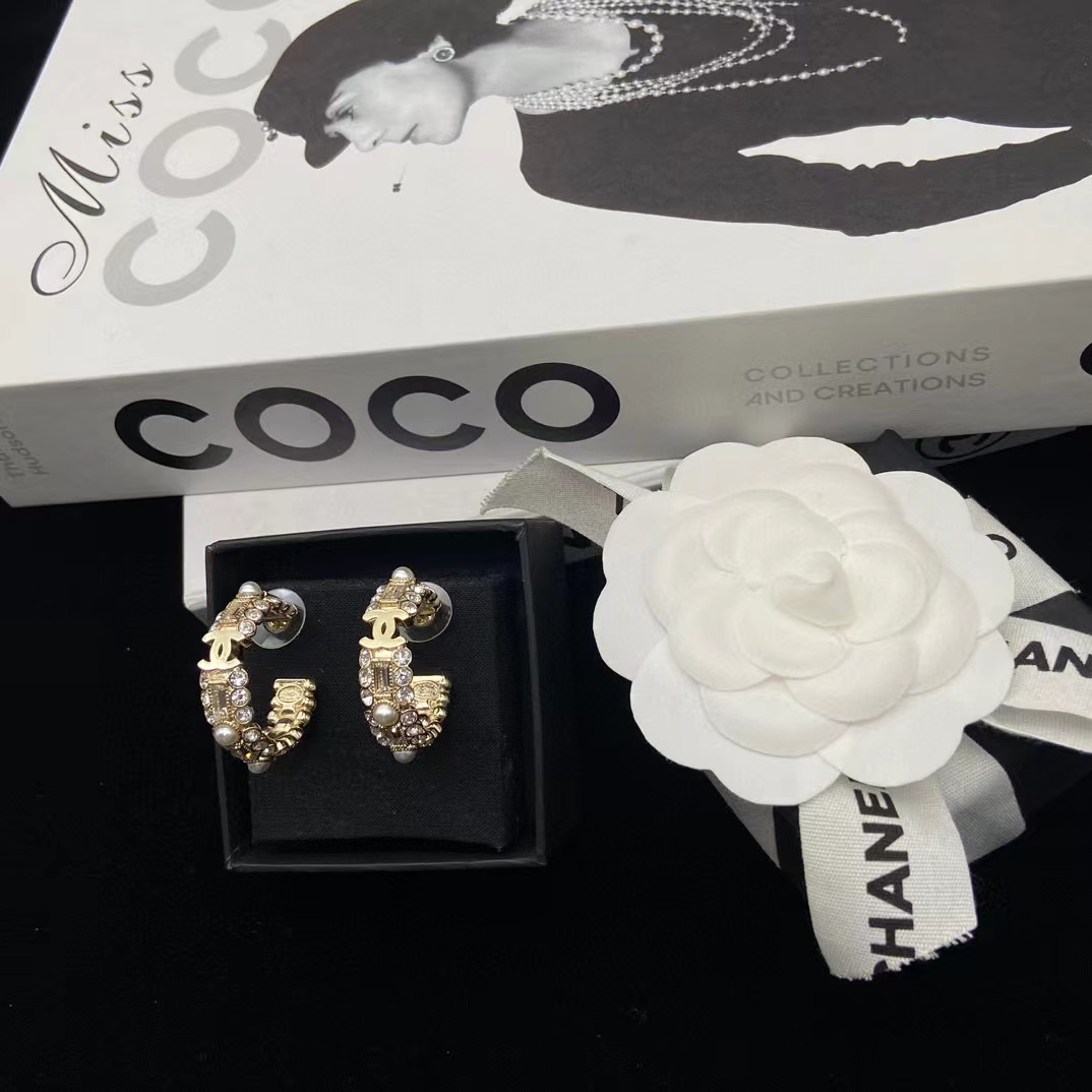 CHANE1 スクエア ダイヤモンド パール イヤリング【50％割引+送料無料】