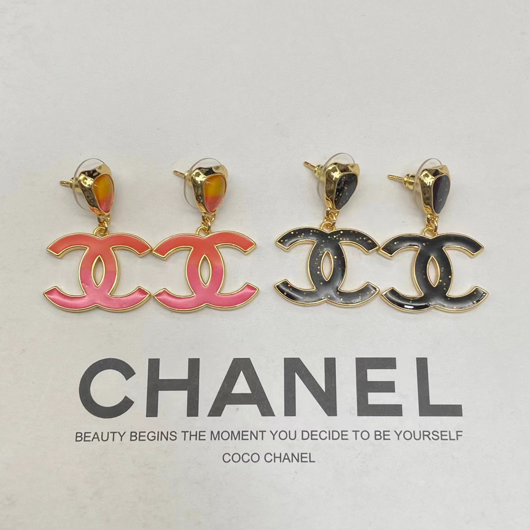 CHANE1 ダブルC スタッドピアス【50％割引+送料無料】