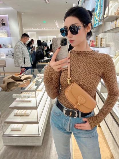 DI0R CDバックル脇下バッグ【50％割引+送料無料】