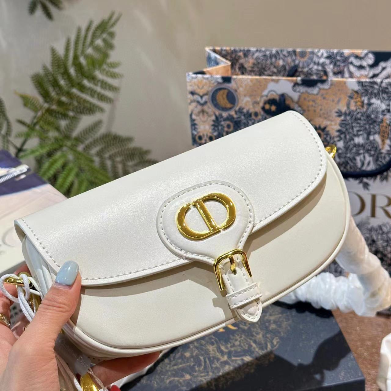 DI0R CDバックル脇下バッグ【50％割引+送料無料】