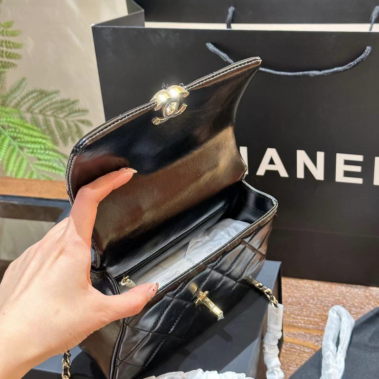 CHANE1 チェーンハンドバッグ【50％割引+送料無料】