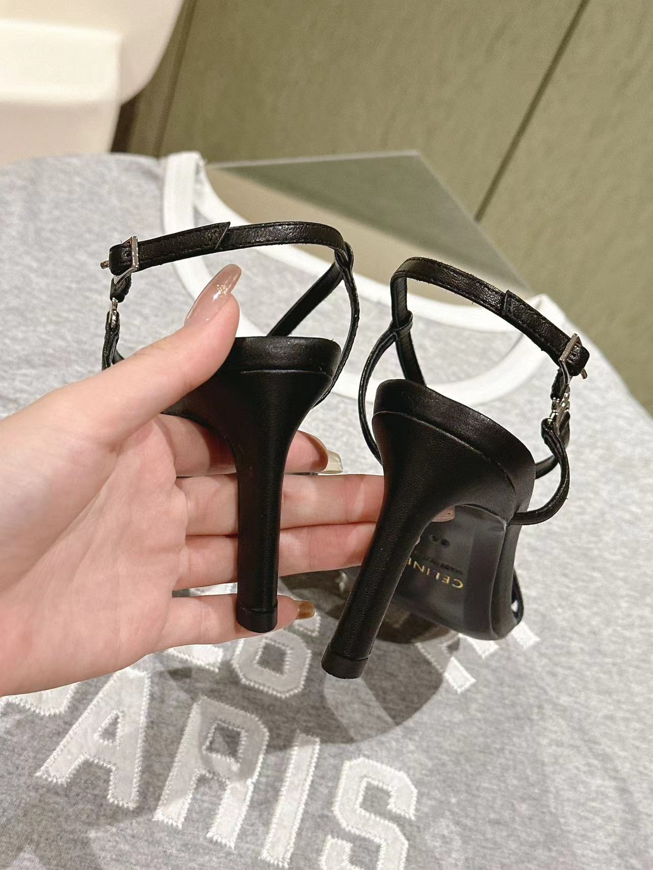 CEL1NE 高品質シープスキン ハイヒール サンダル【50％割引+送料無料】