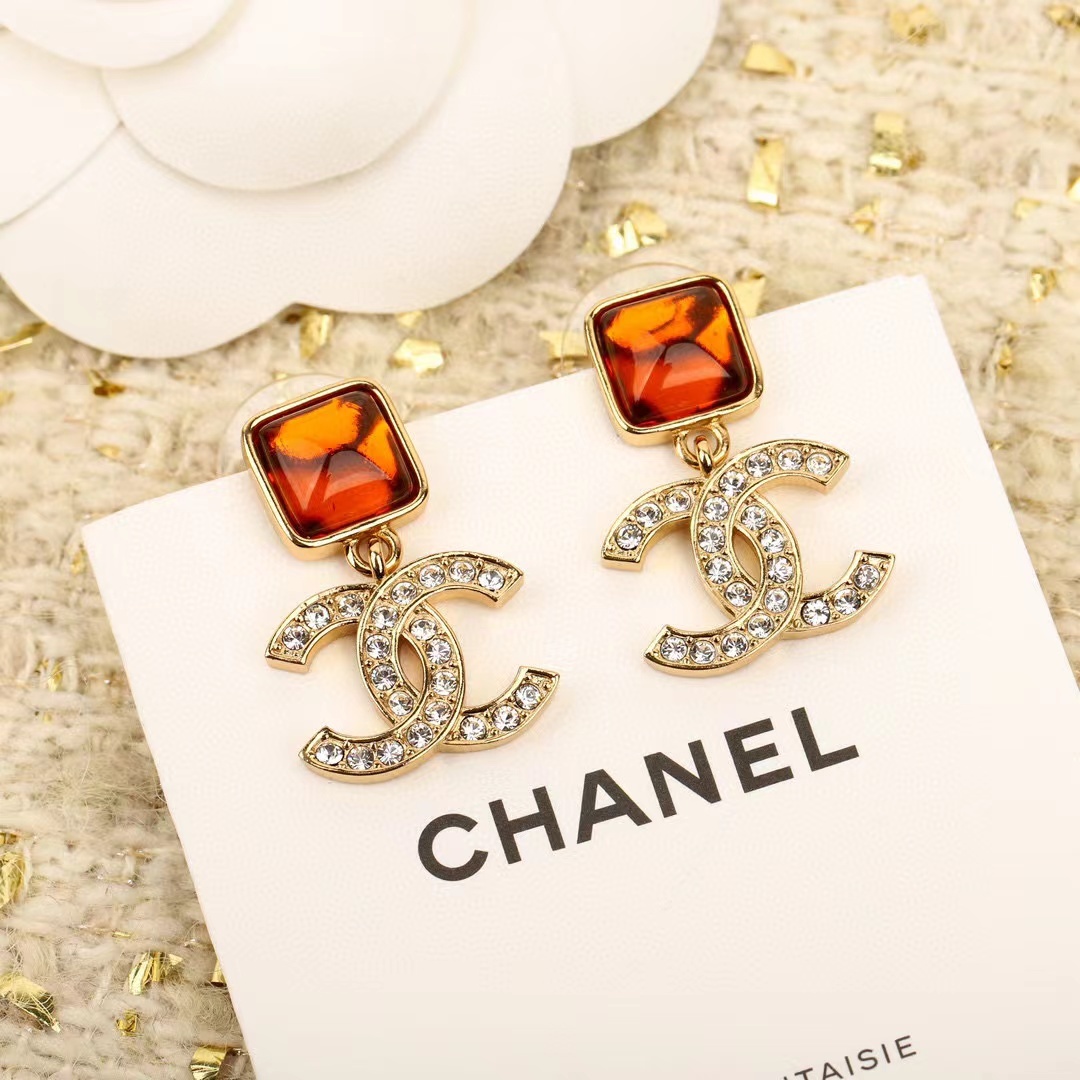 CHANE1 ルビー ダブルC スタッドピアス【50％割引+送料無料】