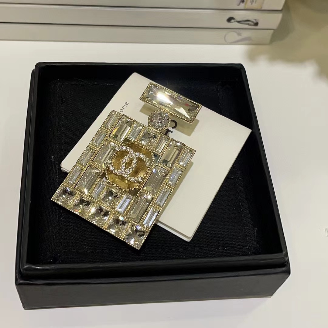 CHANE1 香水瓶ブローチ【50％割引+送料無料】