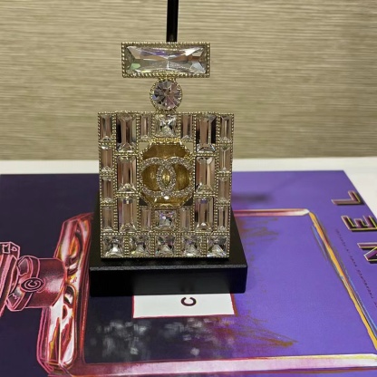 CHANE1 香水瓶ブローチ【50％割引+送料無料】