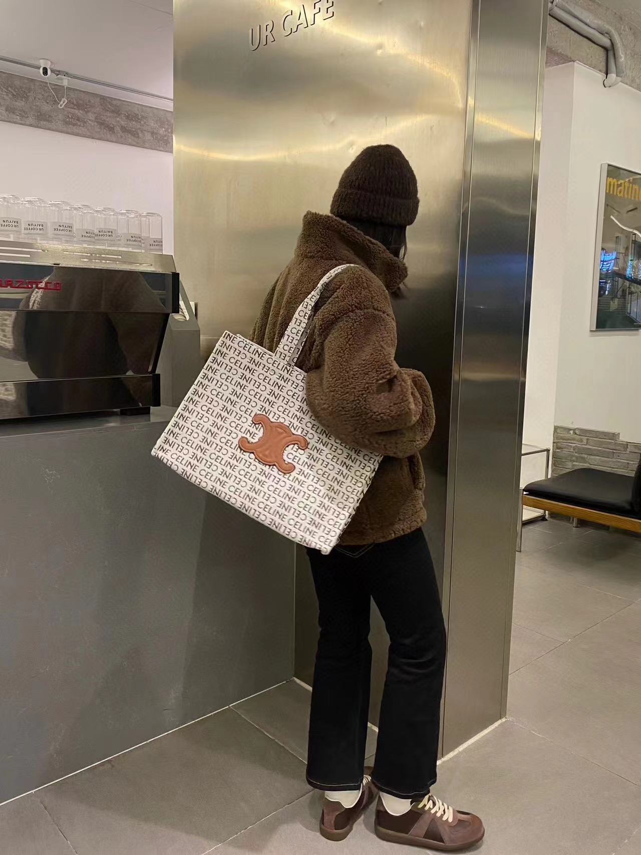 CEL1NE 凱旋門レターショッピングバッグ【 50％割引+送料無料】