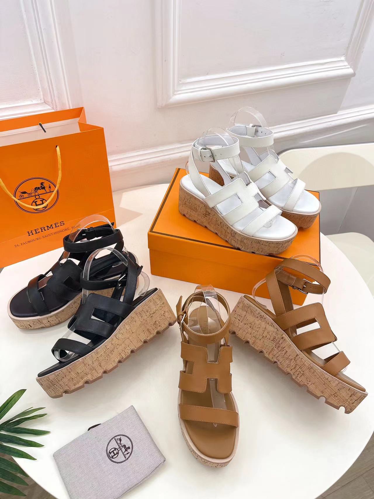 HERME5 高品質チャンキーヒールサンダル【50％割引+送料無料】