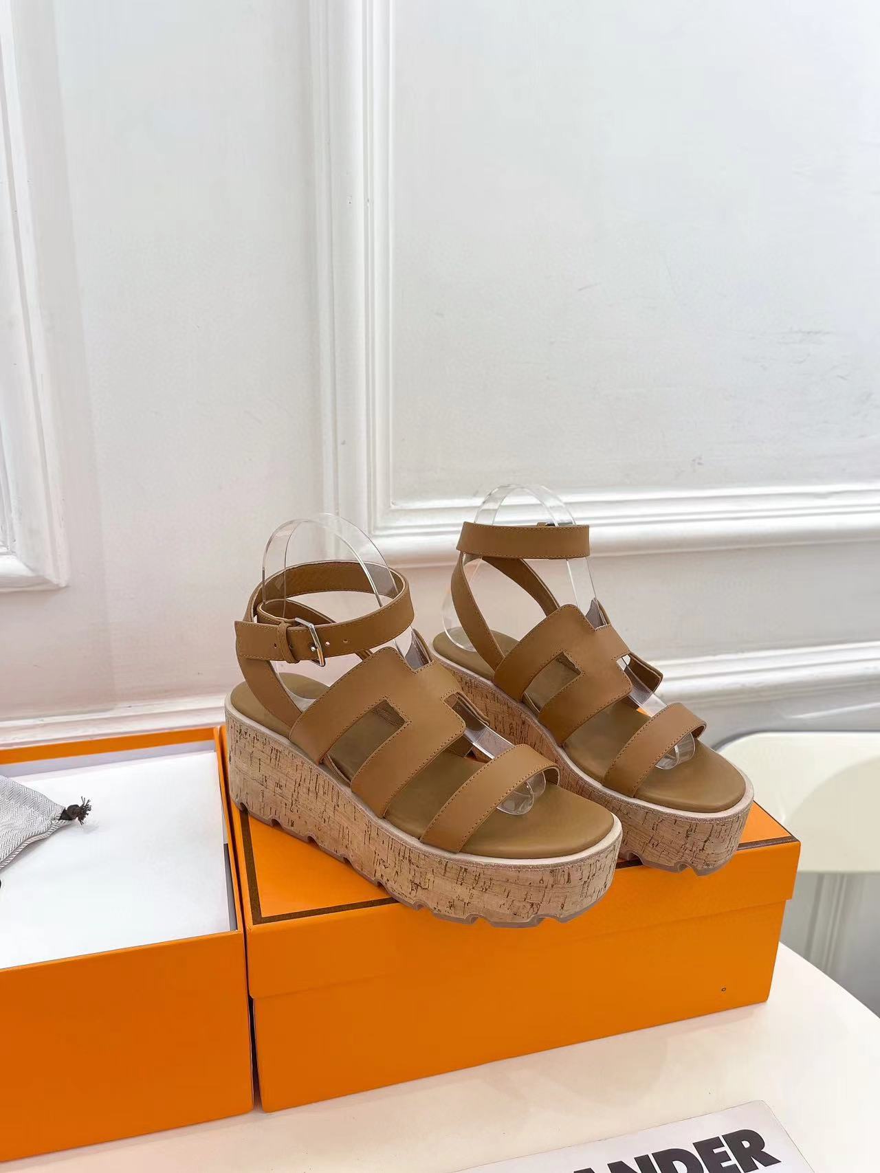 HERME5 高品質チャンキーヒールサンダル【50％割引+送料無料】