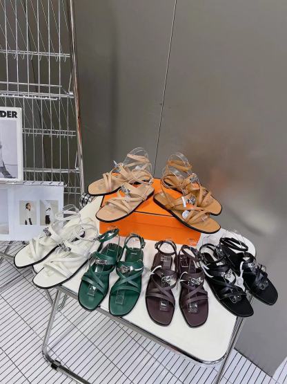 HERME5 高品質Hバックルシープスキンサンダル【50％割引+送料無料】