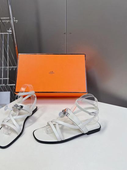 HERME5 高品質Hバックルシープスキンサンダル【50％割引+送料無料】