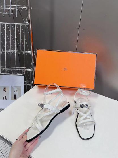 HERME5 高品質Hバックルシープスキンサンダル【50％割引+送料無料】