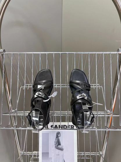 HERME5 高品質Hバックルシープスキンサンダル【50％割引+送料無料】