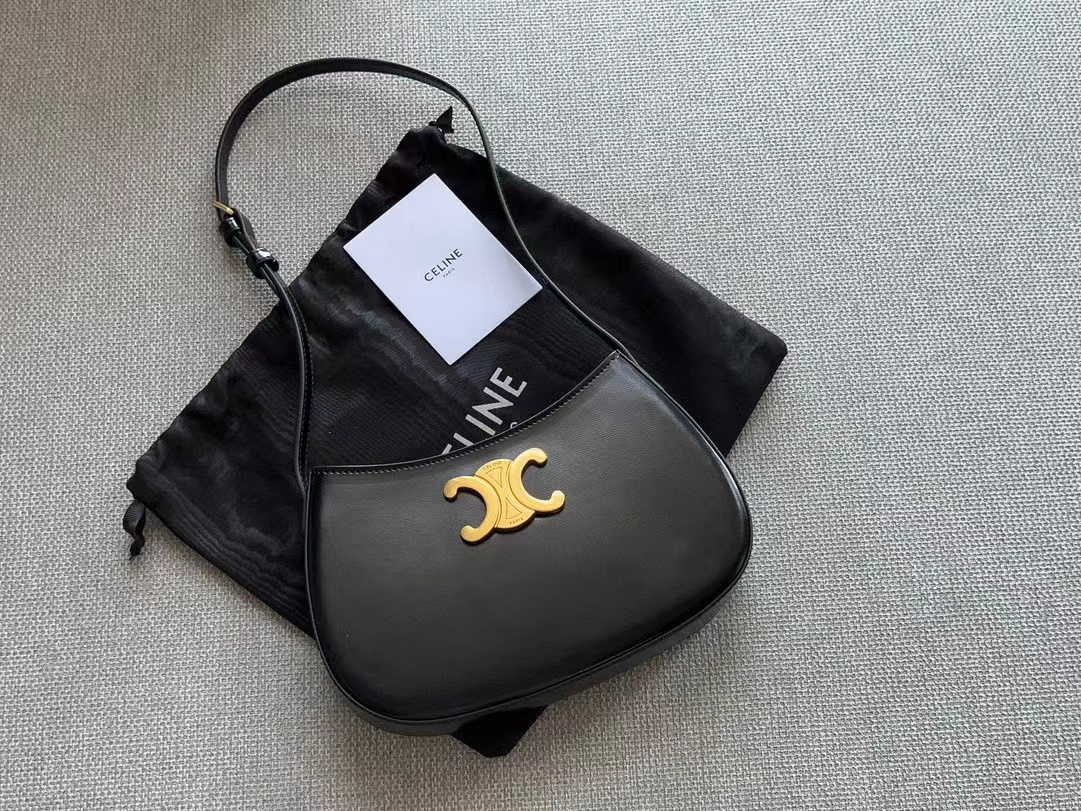 CEL1NE 凱旋門 脇下バッグ【50％割引+送料無料】