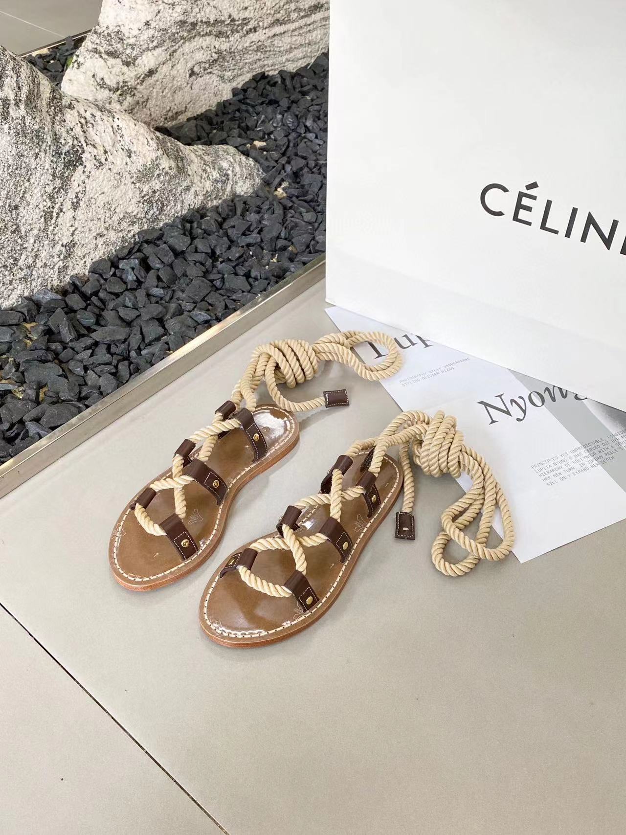 CEL1NE 高品質レトロストラップサンダル【50％割引+送料無料】