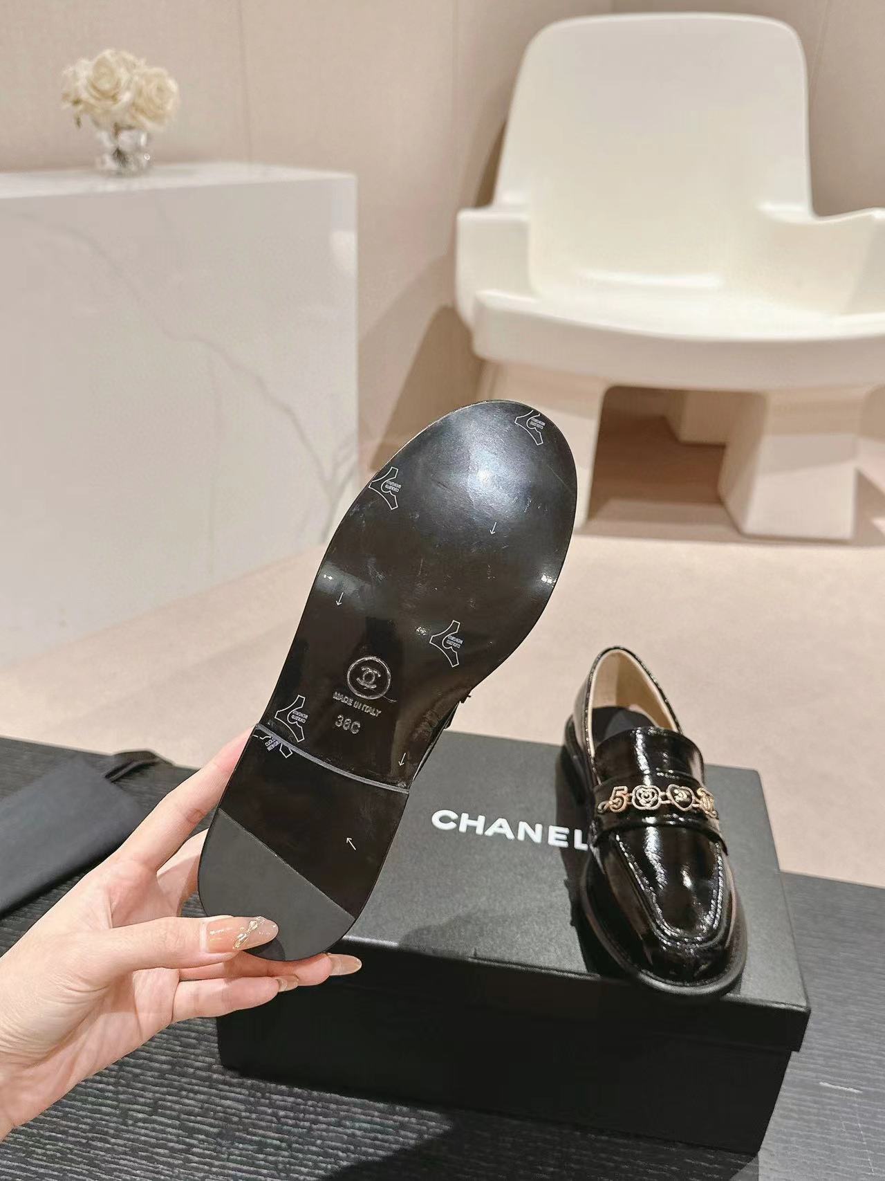 CHANE1 高品質ローファー【50％割引+送料無料】
