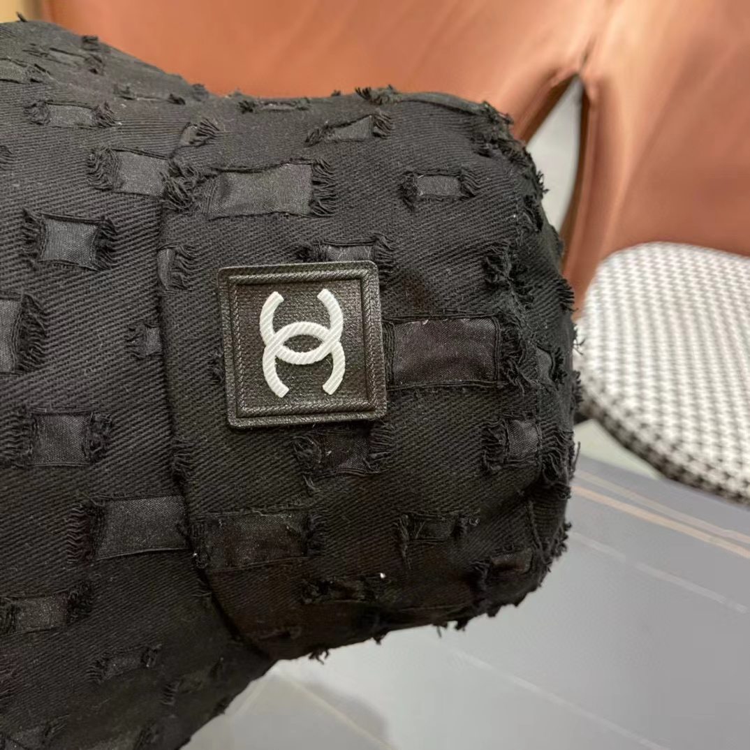 CHANE1 ホールロゴ バケットハット【50％割引+送料無料】