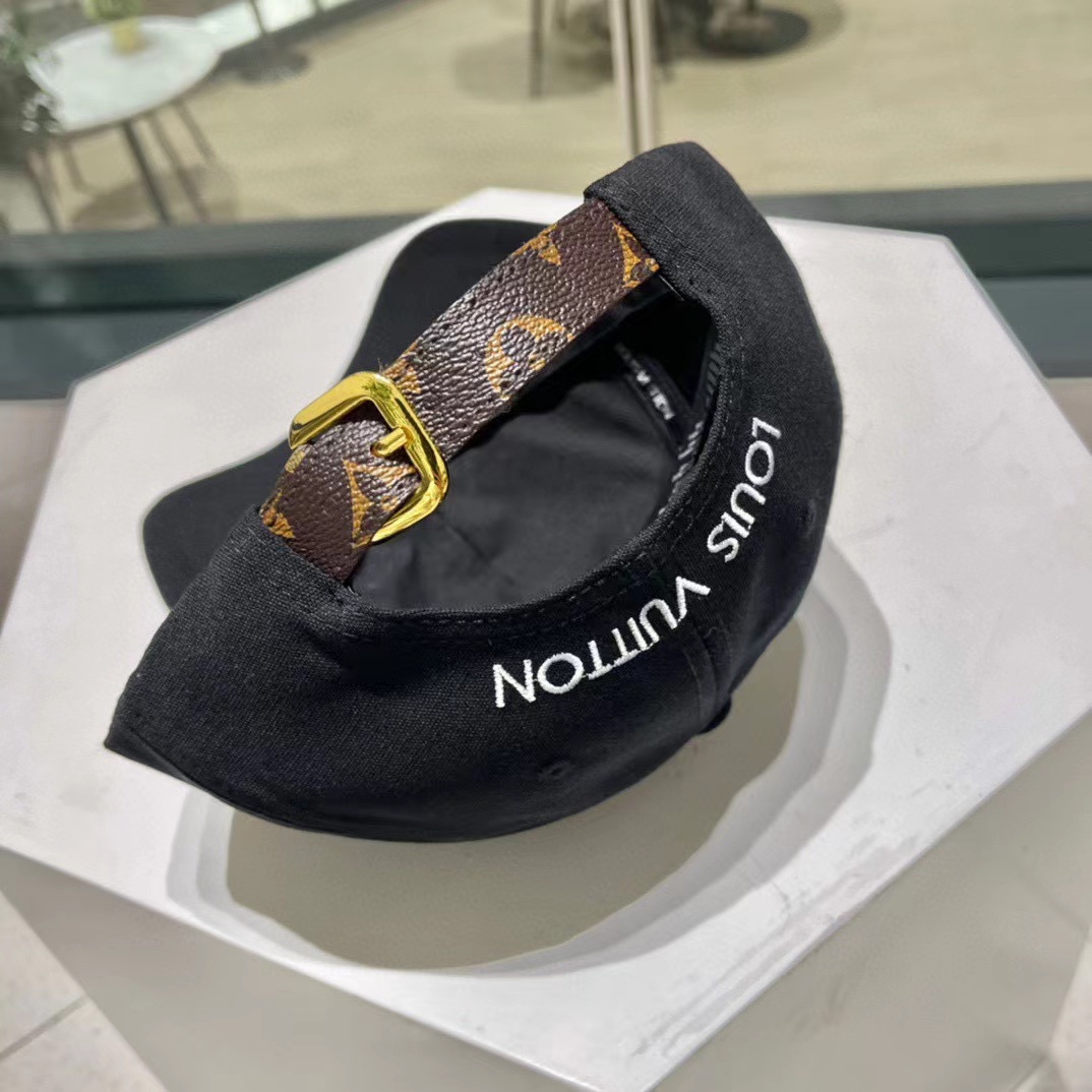 LV刺繍ロゴベースボールキャップ【50％割引+送料無料】