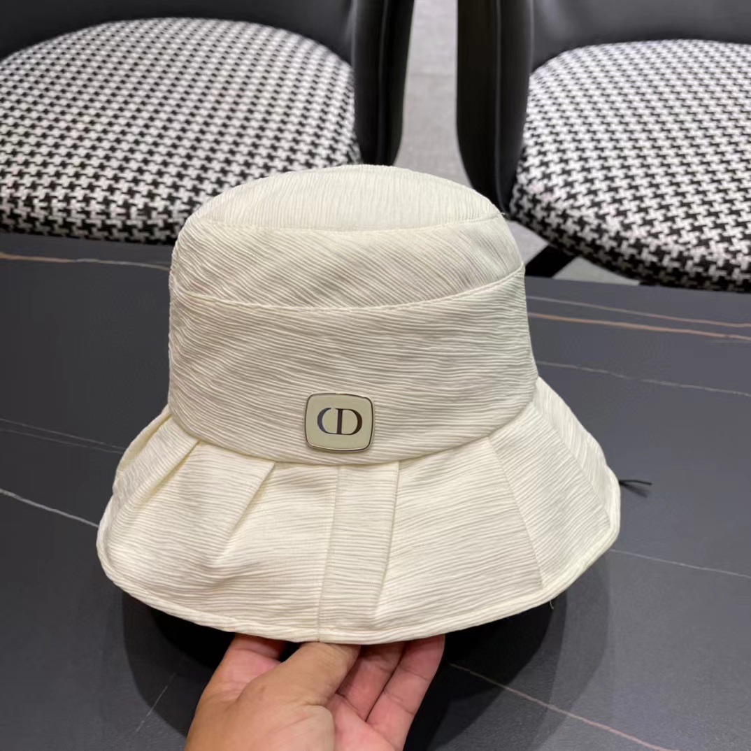 DI0R シンプルCDバケットハット【50％割引+送料無料】