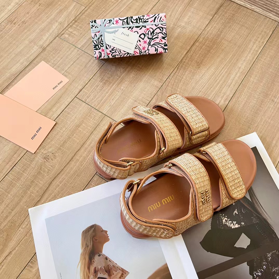 M1UM1U ウーブンサンダル【50％割引+送料無料】