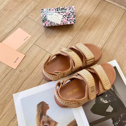 M1UM1U ウーブンサンダル【50％割引+送料無料】