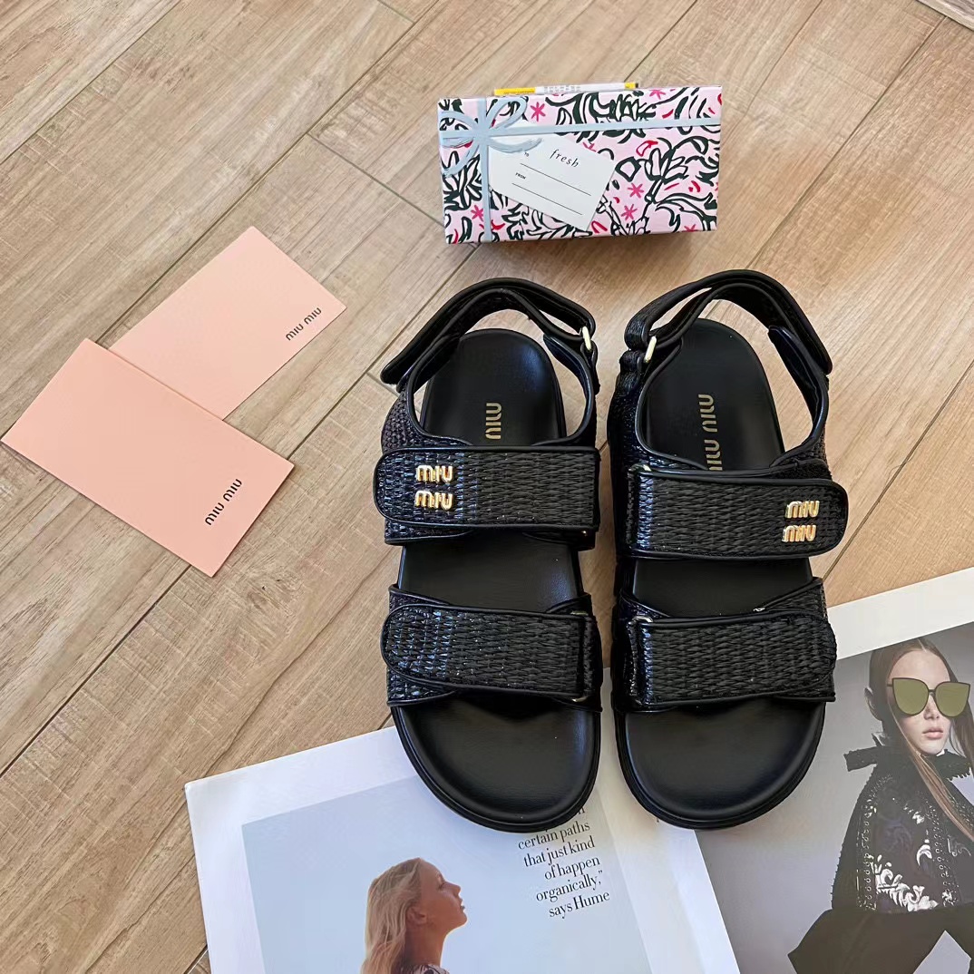 M1UM1U ウーブンサンダル【50％割引+送料無料】