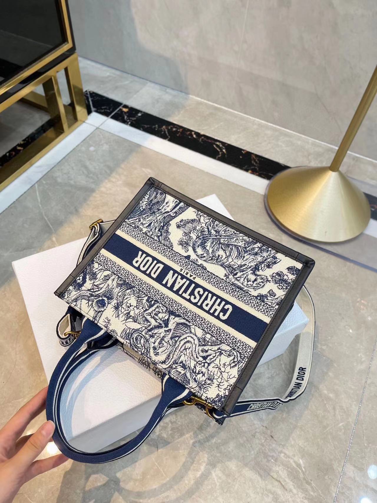 DI0R book tote ハンドバッグ【50％割引+送料無料】