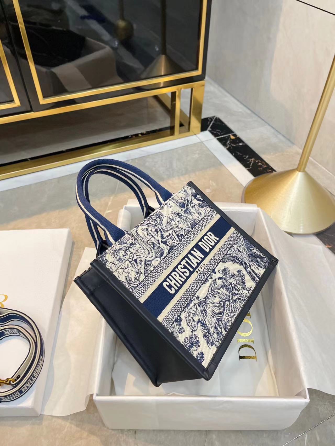 DI0R book tote ハンドバッグ【50％割引+送料無料】