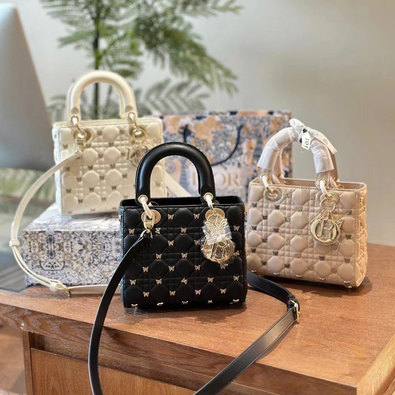 DI0R Lady バタフライハンドバッグ【50％割引+送料無料】