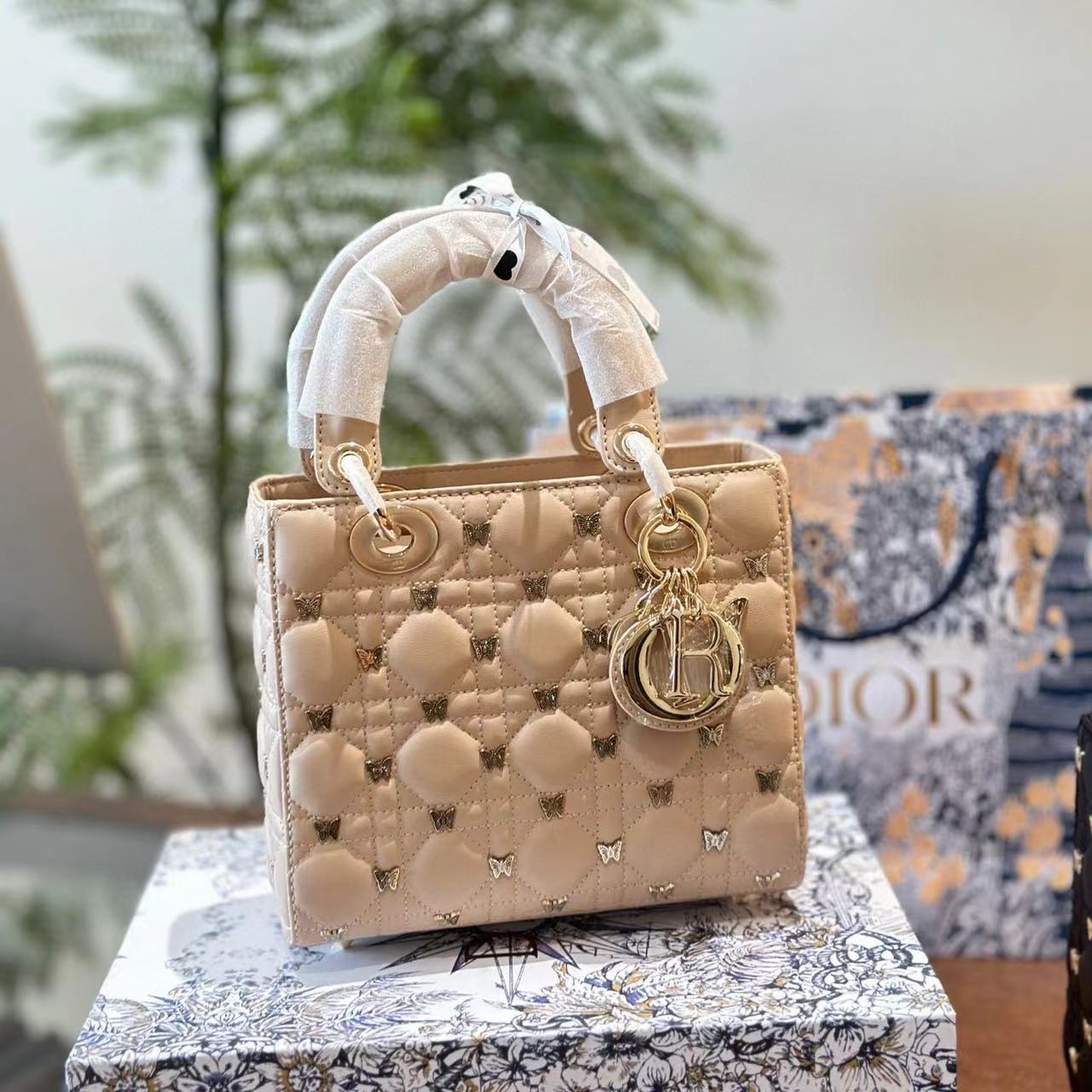 DI0R Lady バタフライハンドバッグ【50％割引+送料無料】