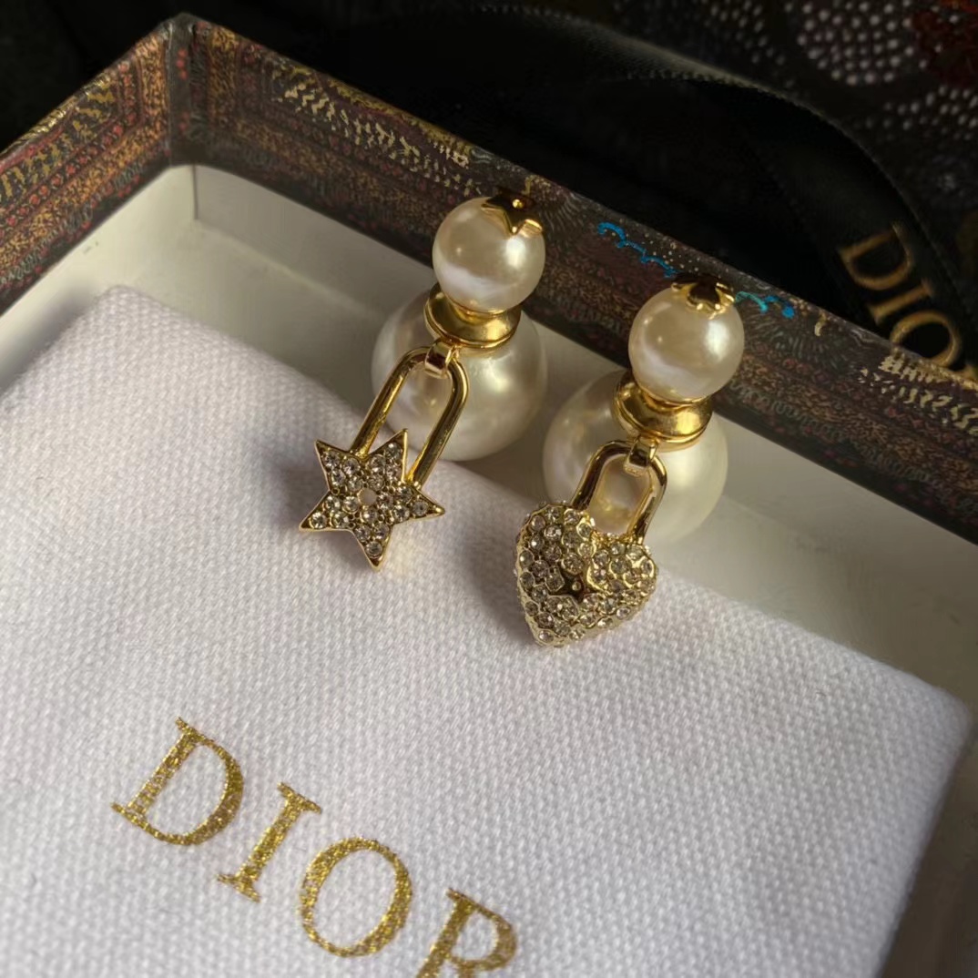 DI0R パール ペンタグラム ハート スタッド ピアス【50％割引+送料無料】