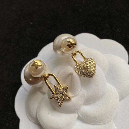 DI0R パール ペンタグラム ハート スタッド ピアス【50％割引+送料無料】