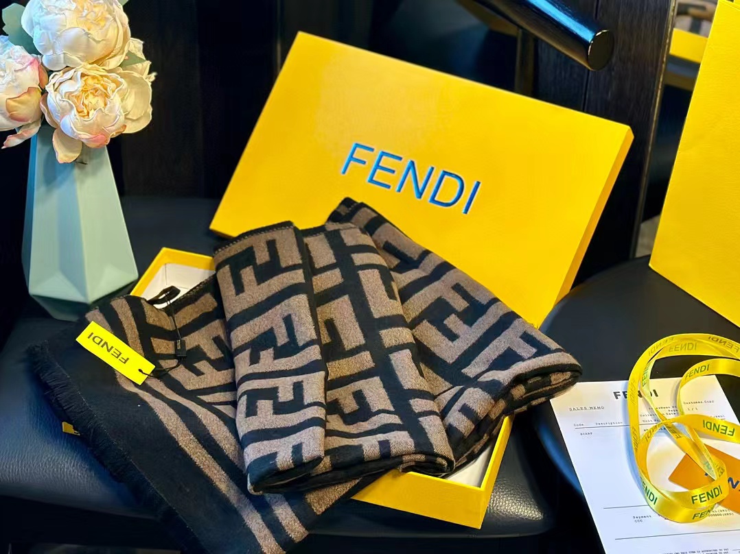 FEND1 FF カシミアスカーフ【50％割引+送料無料】