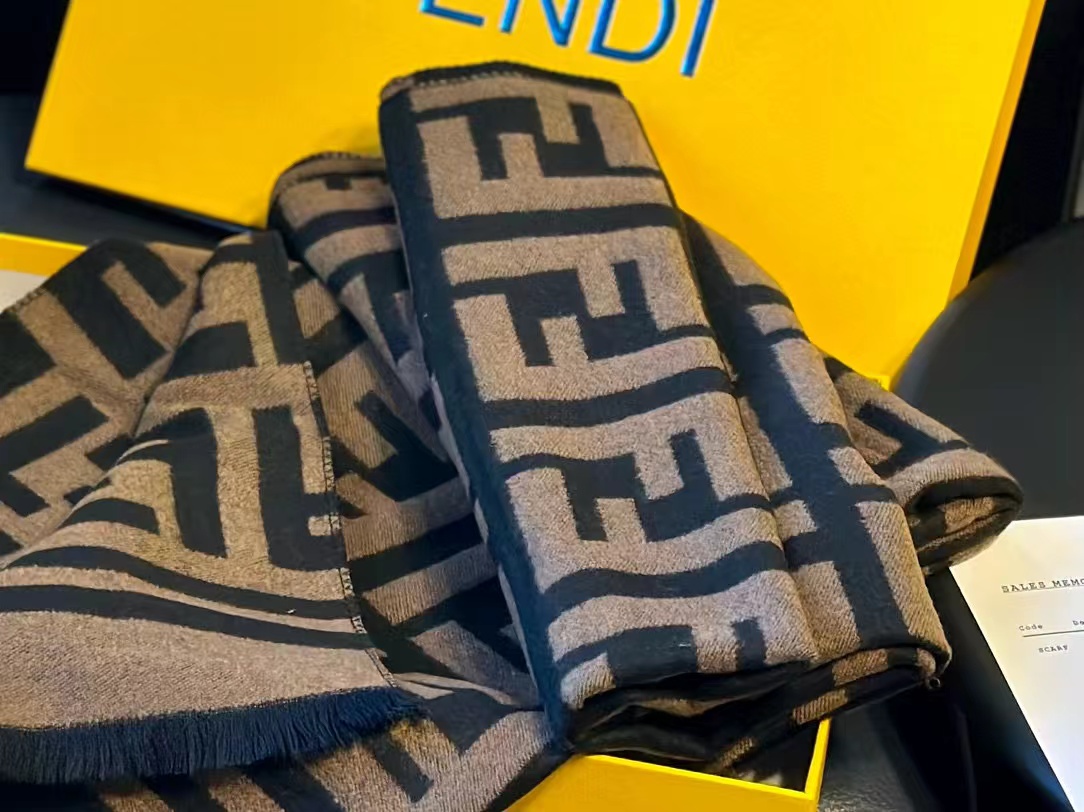 FEND1 FF カシミアスカーフ【50％割引+送料無料】