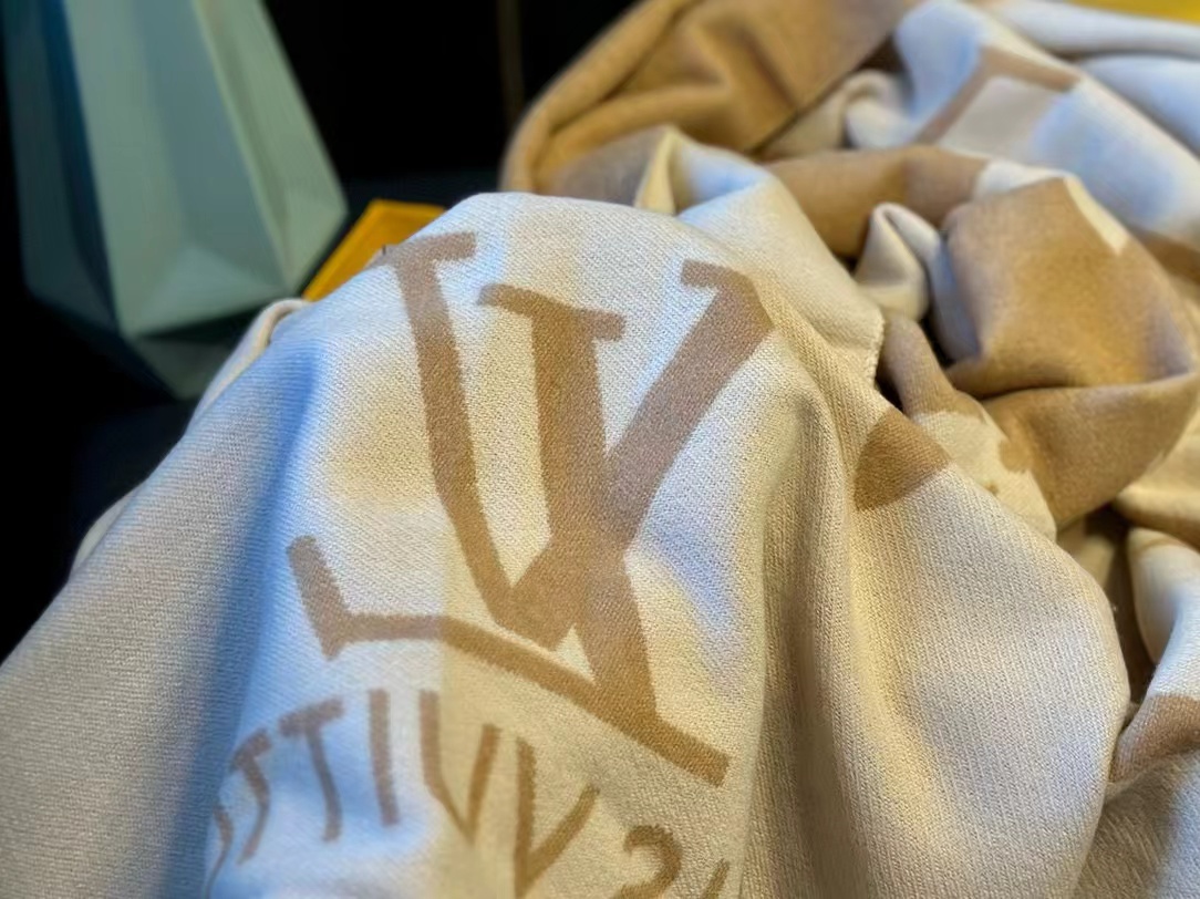 LV 四つ葉のクローバー カシミヤ フリンジスカーフ B【50％割引+送料無料】