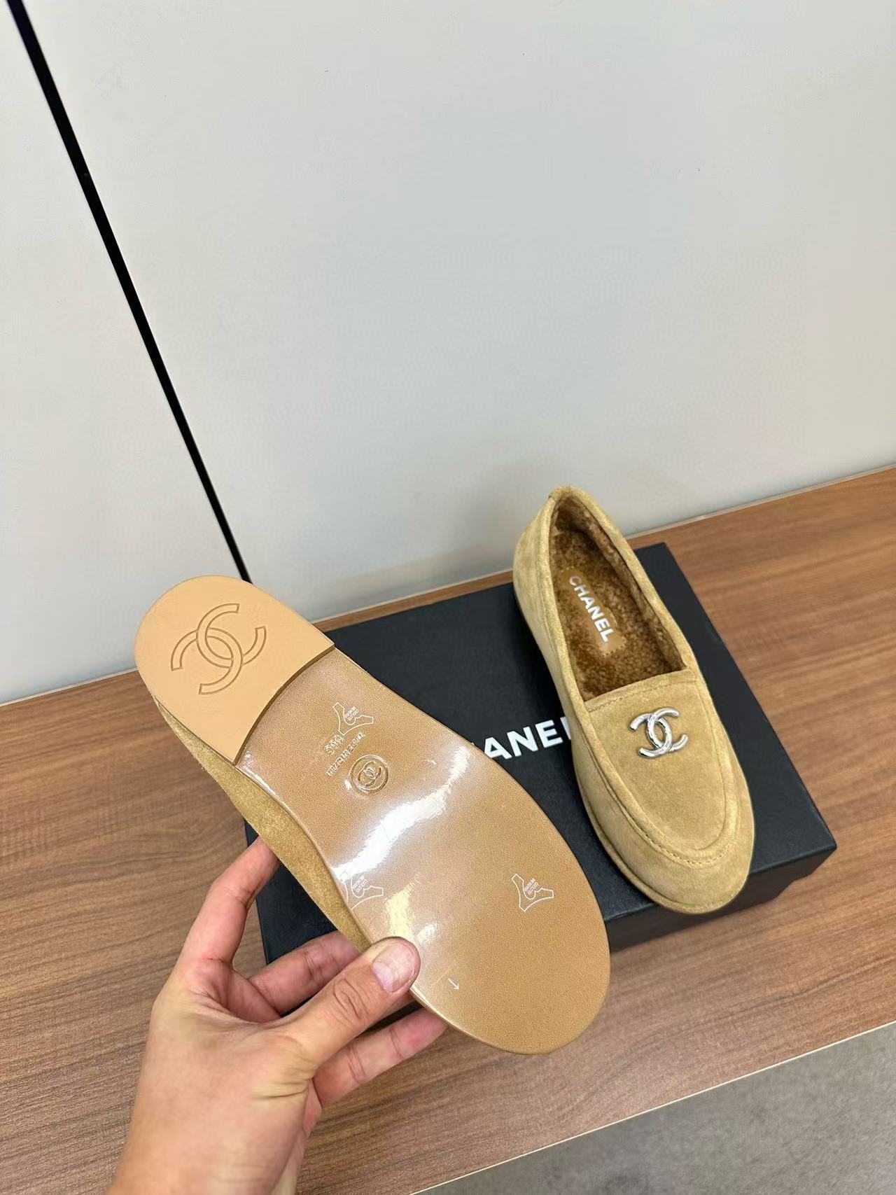 CHANE1 高品質ラムウールローファー【50％割引+送料無料】