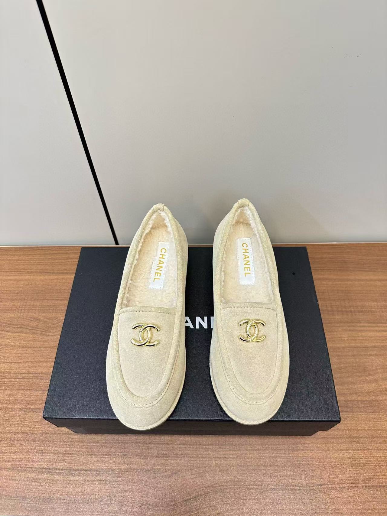 CHANE1 高品質ラムウールローファー【50％割引+送料無料】