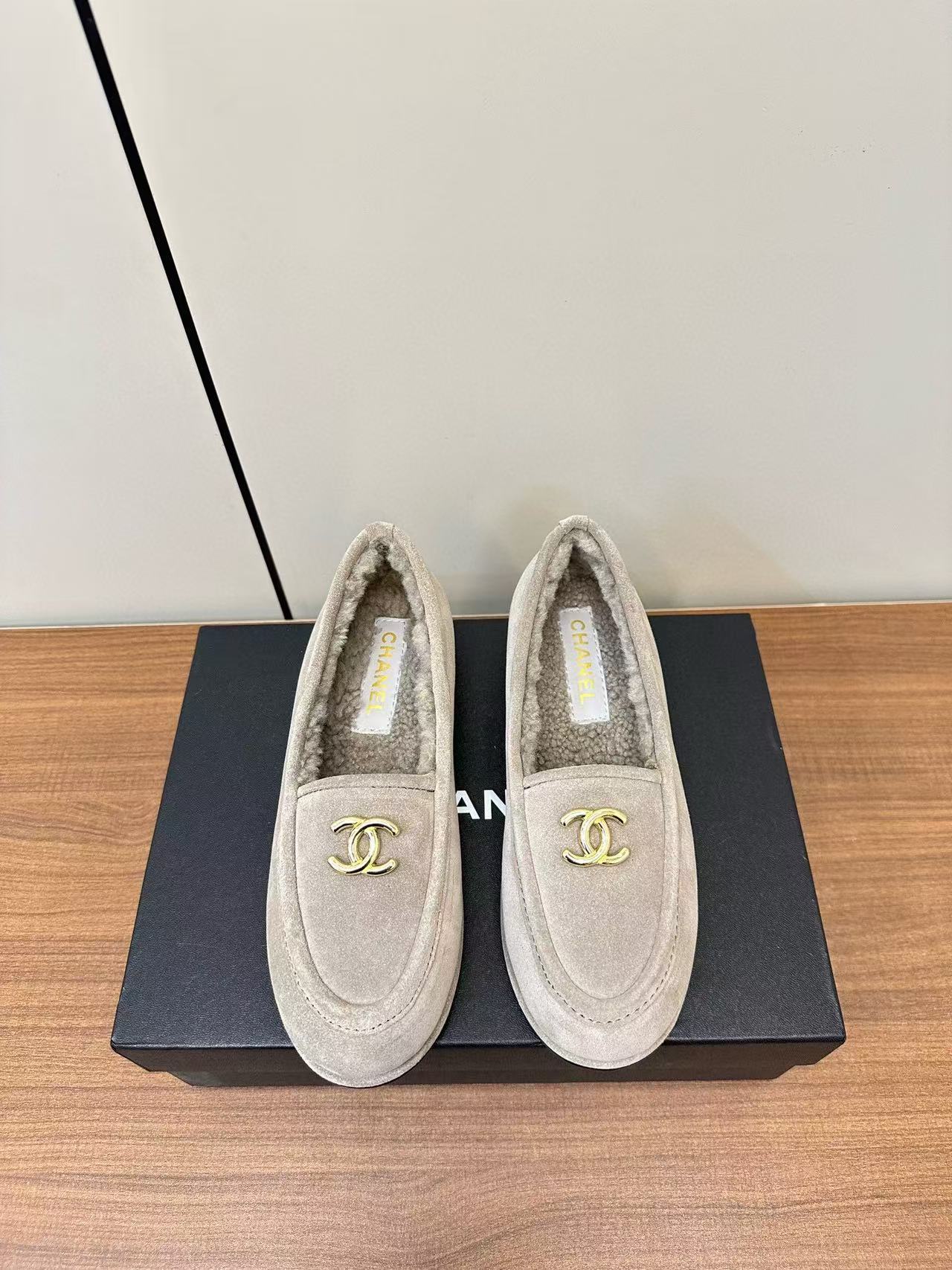 CHANE1 高品質ラムウールローファー【50％割引+送料無料】