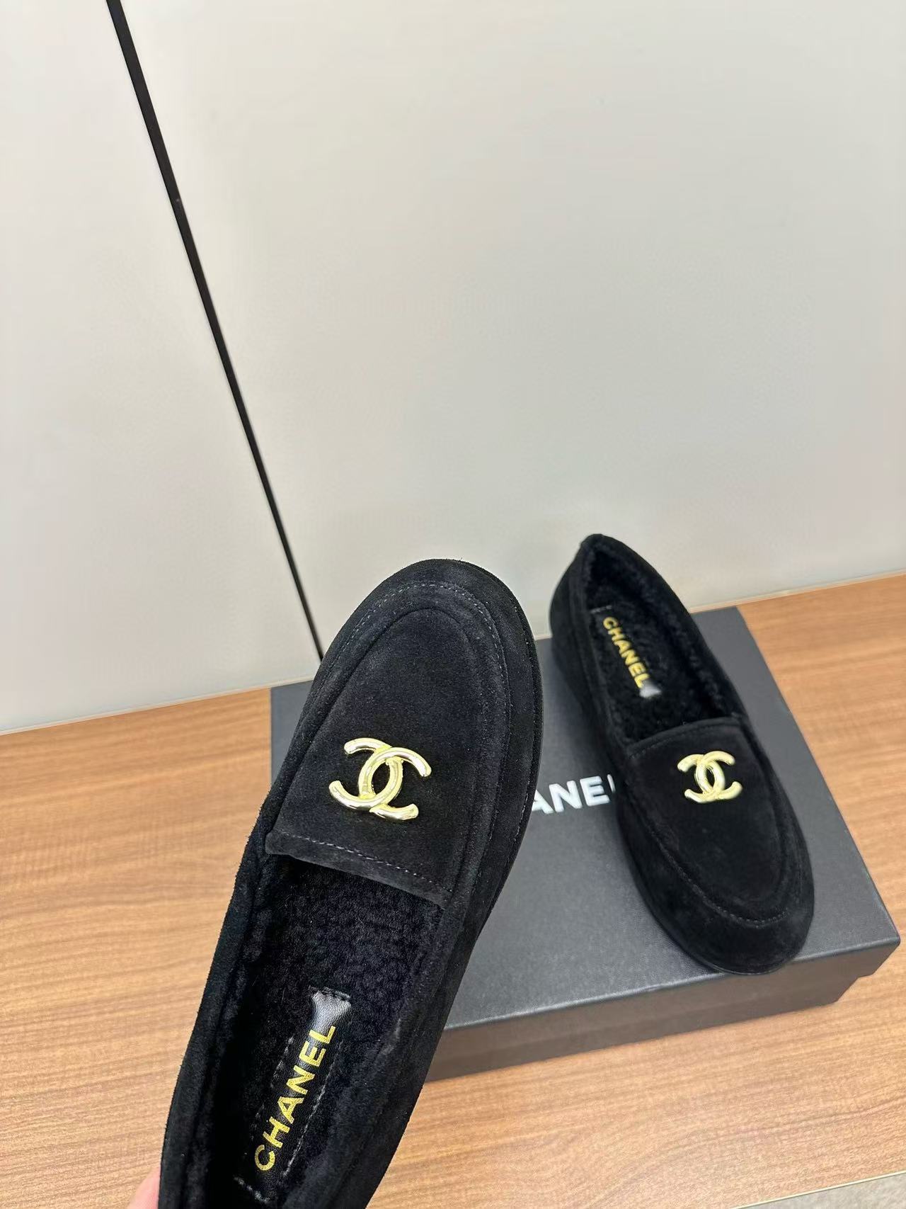 CHANE1 高品質ラムウールローファー【50％割引+送料無料】