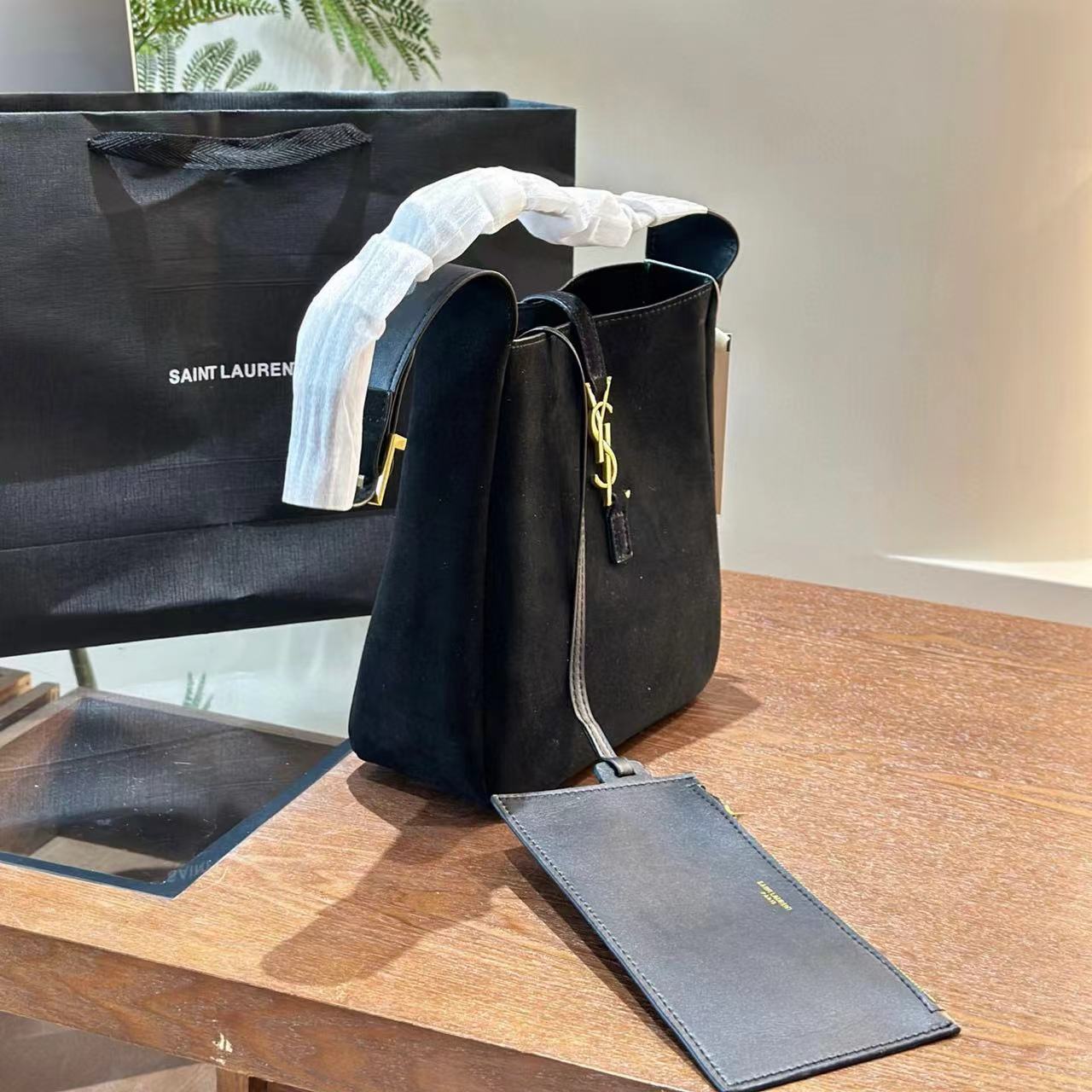 YSL スエード バケットバッグ【50％割引+送料無料】