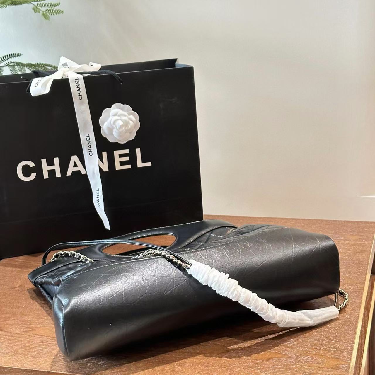 CHANE1 牛革チェーンショッピングバッグ【50％割引+送料無料】