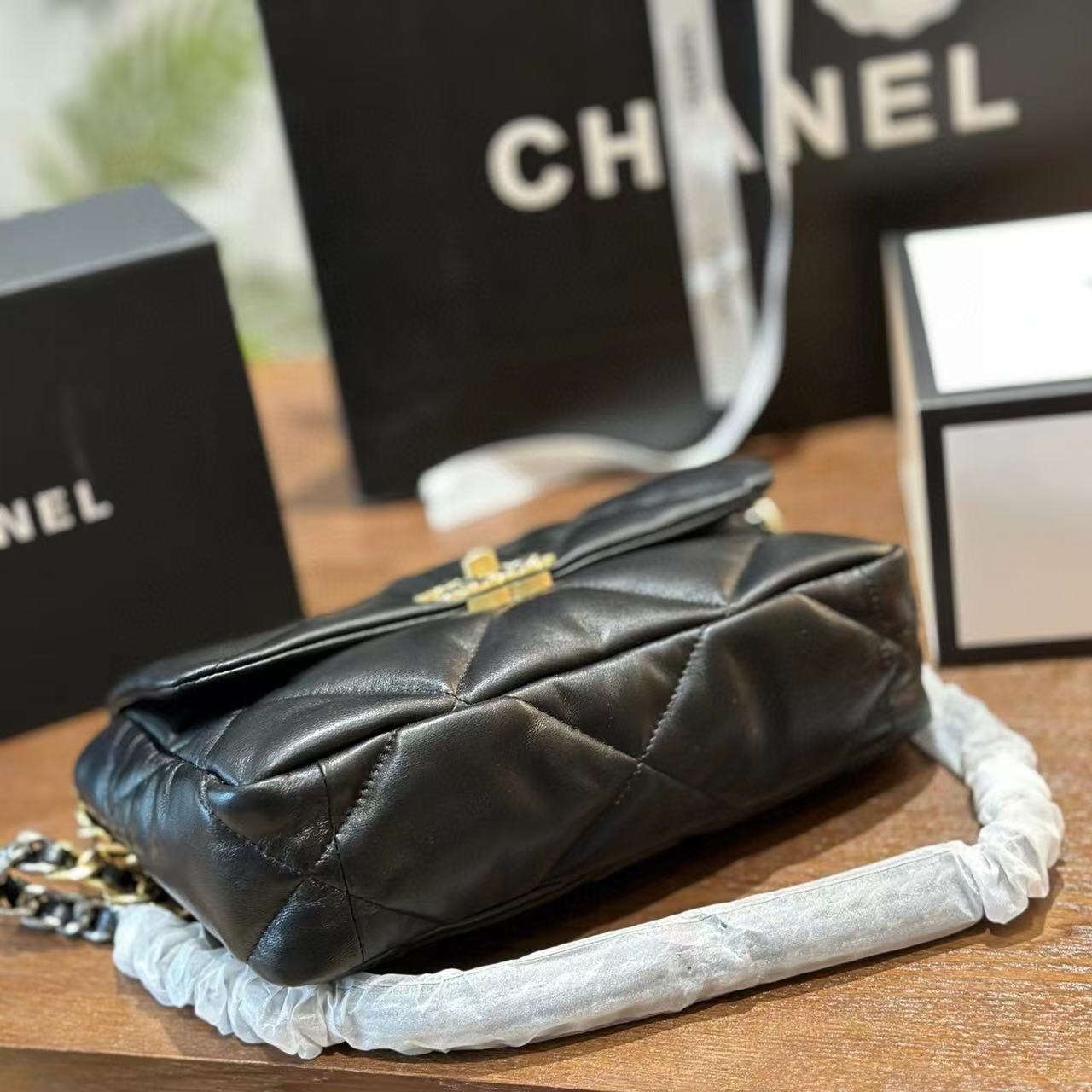 CHANE1 シープスキン ダブル C ロゴ チェーン ショルダー クロスボディバッグ【50％割引+送料無料】