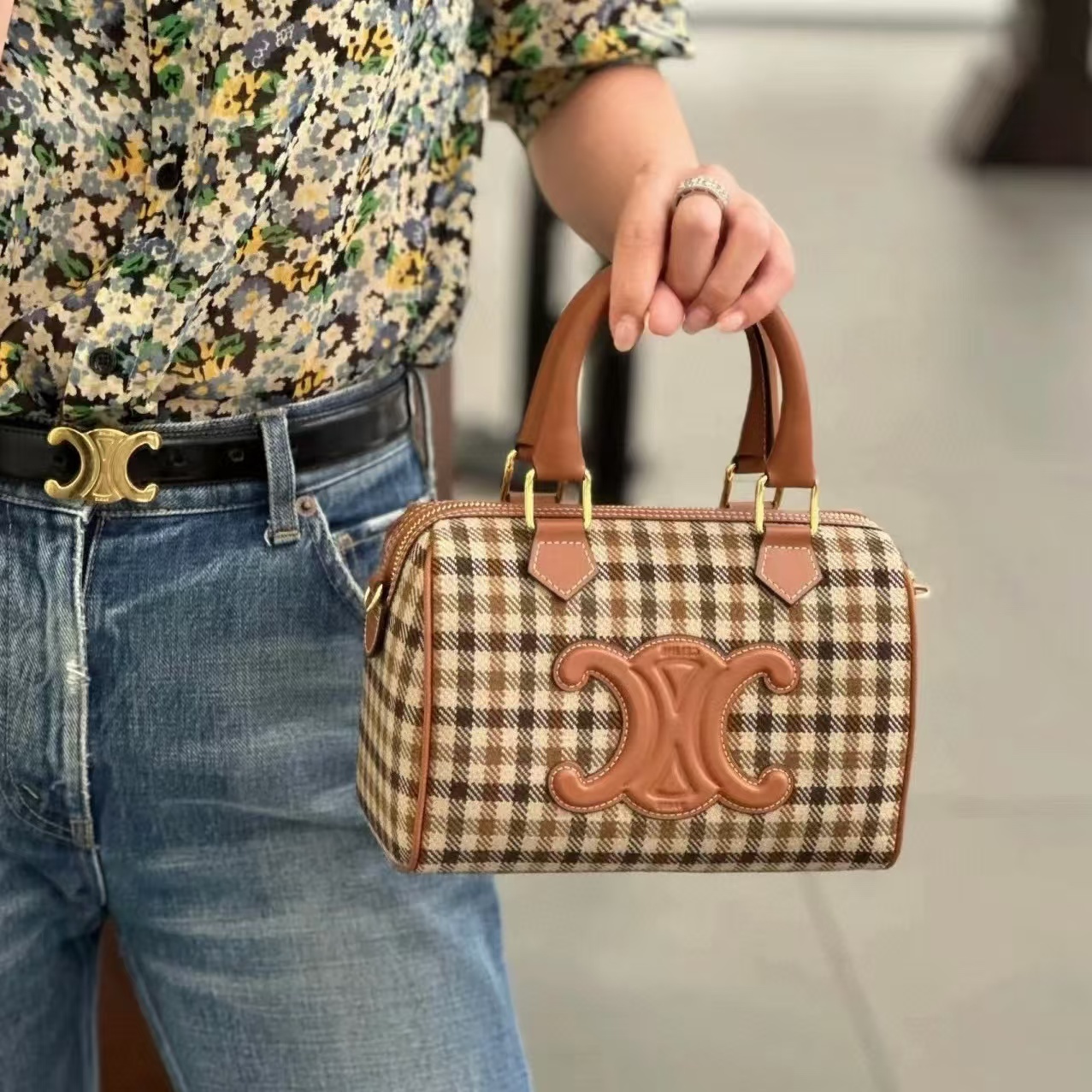 CEL1NE 凱旋門チェック柄ハンドバッグ【50％割引+送料無料】