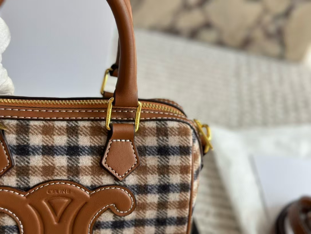 CEL1NE 凱旋門チェック柄ハンドバッグ【50％割引+送料無料】