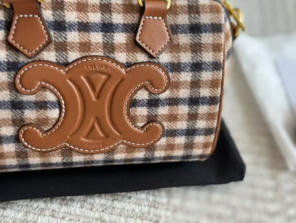 CEL1NE 凱旋門チェック柄ハンドバッグ【50％割引+送料無料】