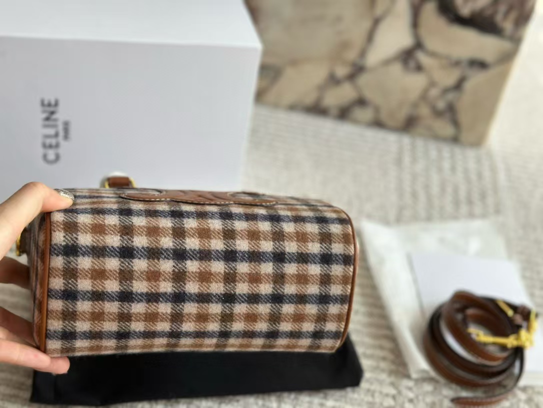 CEL1NE 凱旋門チェック柄ハンドバッグ【50％割引+送料無料】